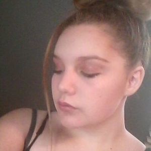 Meet your Posher, Elena